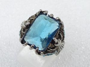 色石　指輪(11号)